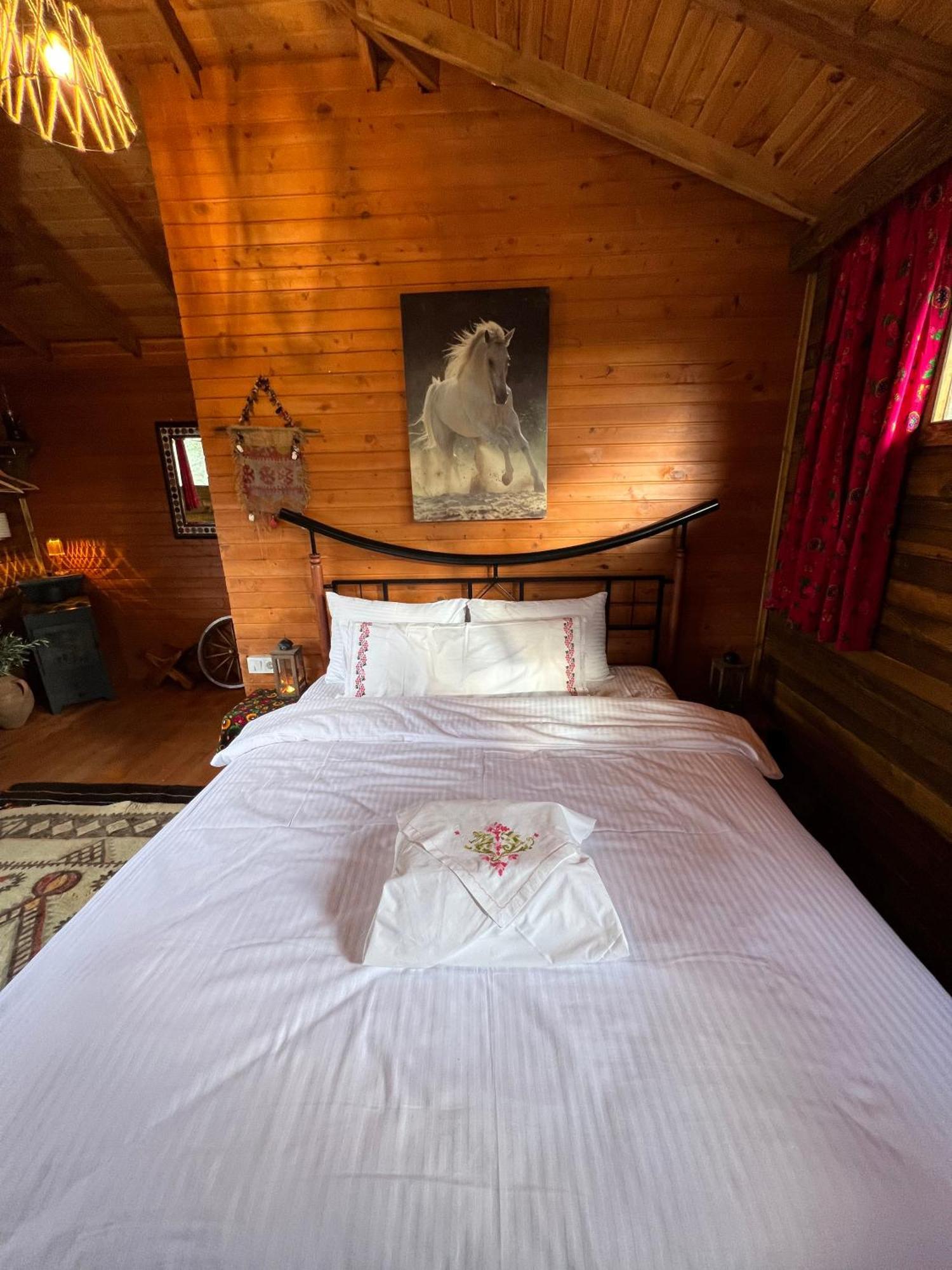 Yiva Kazdaglari Hotel Mehmetalani ภายนอก รูปภาพ