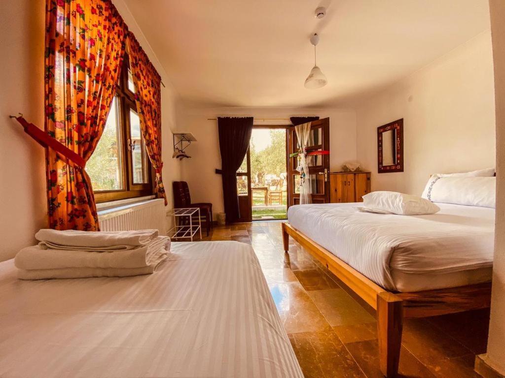 Yiva Kazdaglari Hotel Mehmetalani ภายนอก รูปภาพ
