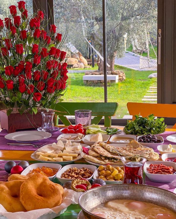 Yiva Kazdaglari Hotel Mehmetalani ภายนอก รูปภาพ